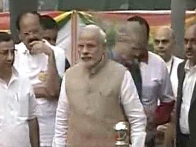 Congress Terms 'Good Joke' a Survey Showing PM Modi as 10th Most Admired Personality