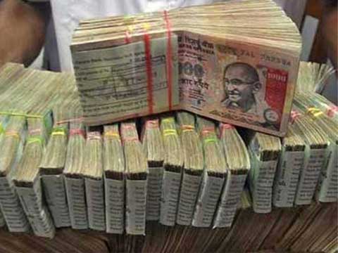 मुंबई : 20 लाख लोग, 2000 करोड़ रु. से ज्यादा का घोटाला!