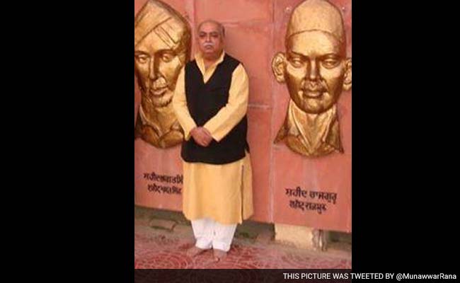 Urdu Poet Munawwar Rana Returns Sahitya Akademi Award