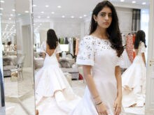 Amitabh Bachchan's Granddaughter Navya to 'Come Out' at Paris's Debutantes Ball