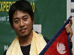 One-Fingered Japanese Climber Fails to Summit Everest One-Fingered Japanese Climber Fails to Summit Everest