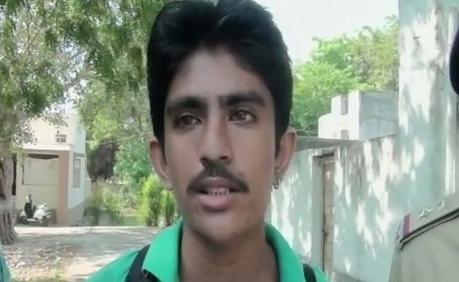 After a Year at Juvenile Home, This Pak Teen Finally Gets to go Home