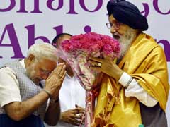 Badal India's Nelson Mandela, Says PM Modi. Twitter Has a Field Day.