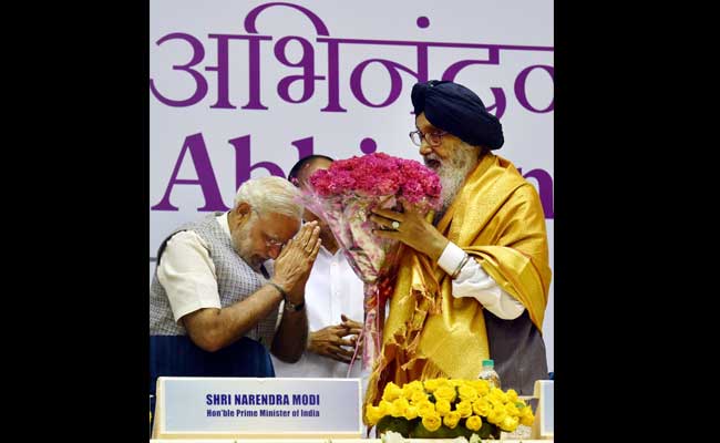 Badal India's Nelson Mandela, Says PM Modi. Twitter Has a Field Day.