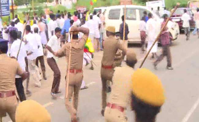 Protests Against Pepsi's Upcoming Plant in Tamil Nadu, 8 Hurt in Lathi Charge