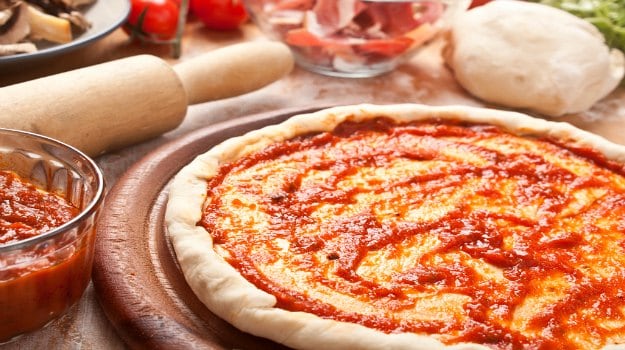 Sauce-It-Up: How to Make Pizza Sauce at Home