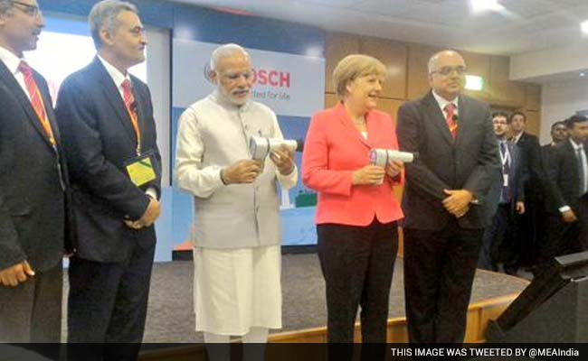 PM Modi, German Chancellor Angela Merkel Visit Bosch Facility in Bengaluru