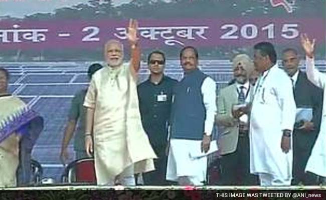 Terming Bapu His 'Inspiration', PM Modi Bats for Saving Environment