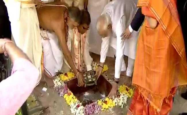 Decentralize Development in Andhra Pradesh: YSR Congress Tells TDP