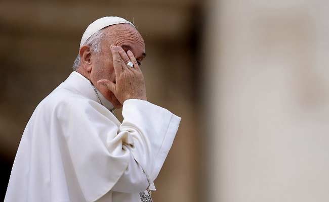 Vatican Denies Pope Tumour Reports, Newspaper Maintains Stand