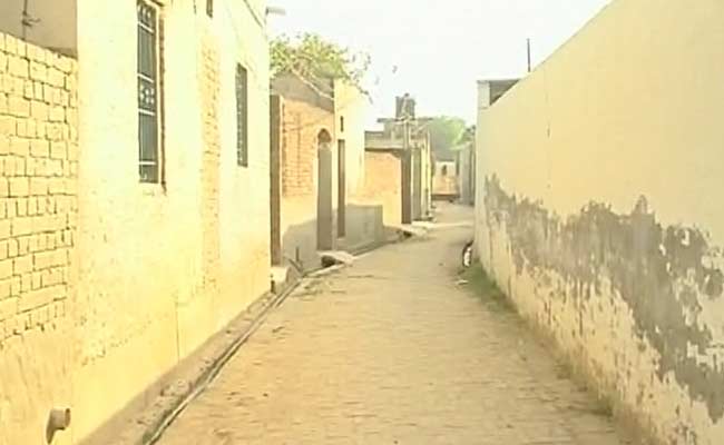 In Punjab Town of Accused, Scant Faith in Police's Desecration 'Breakthrough' In Punjab Town of Accused, Scant Faith in Police's Desecration 'Breakthrough'