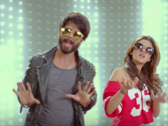 Shahid, Alia Make Everyone Dance Like Crazy in New Shaandaar Song