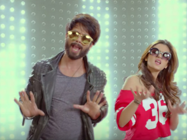 Shahid, Alia Make Everyone Dance Like Crazy in New <I>Shaandaar</i> Song