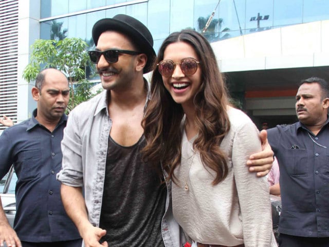 When Ranveer Singh Could Not Take His 'Eyes Off' Deewani Deepika