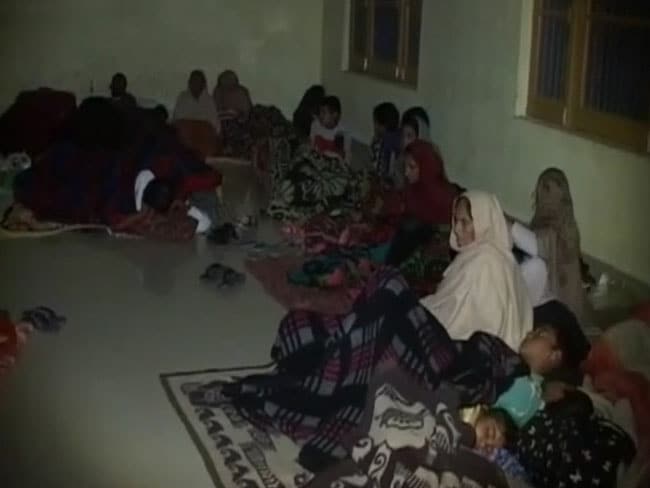 पाकिस्तान ने 30 बीएसएफ पोस्ट्स पर की फायरिंग, स्थानीय लोगों के घायल होने की खबर