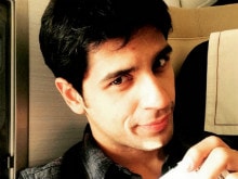 Sidharth Malhotra's 'Amazing' Visit to <i>Lord of The Rings</i> Sets