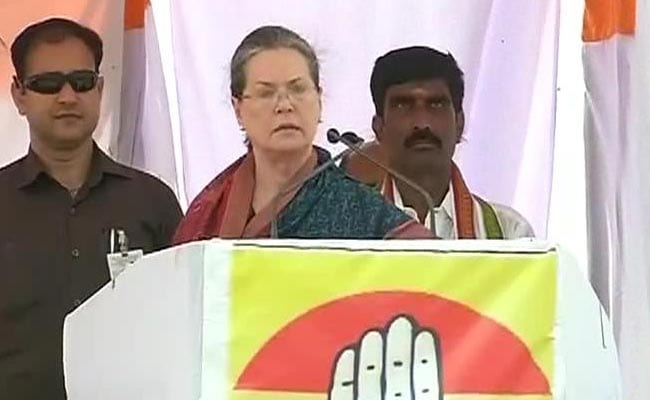 Attacking PM Modi, Sonia Gandhi Says BJP Government Imposing its Ideology