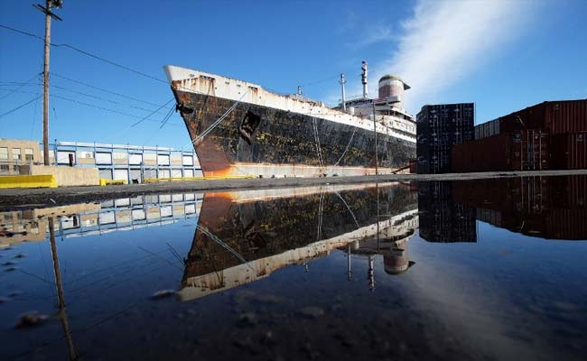 SOS to Rescue Ship That Carried Marilyn Monroe and a Million Others