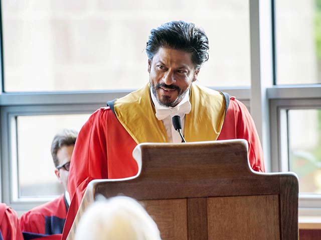 Shah Rukh Khan Thrills Edinburgh With <i>Lungi Dance</i>.10 Best Quotes From Speech