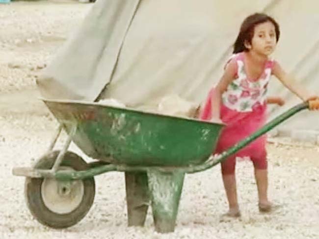 इन बच्चों का न तो कोई देश है और न ही कोई पहचान, दर-दर भटकने को हैं मजबूर