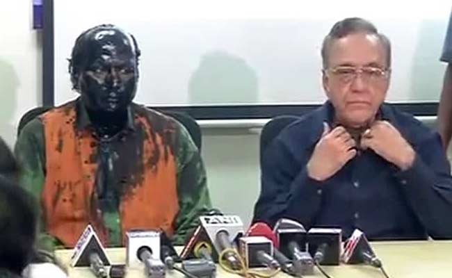 'Won't Tolerate Anti-India Propaganda': Fadnavis After Paint Attack on Sudheendra Kulkarni