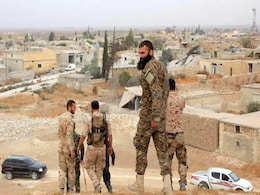 Syrian Army Battles To Take Palmyra After Seizing Citadel Syrian Army Battles To Take Palmyra After Seizing Citadel