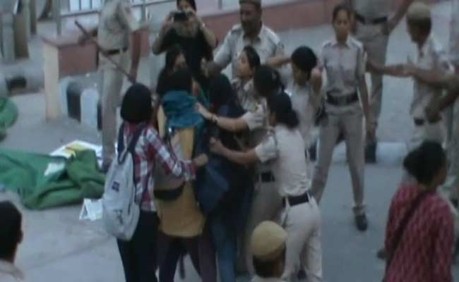 Protests Over Non-Net Fellowships Continue, Students Allege Police Action