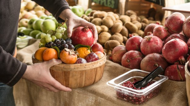 Government Tests Show 12.5 per cent Food Items Contain Unapproved Pesticides