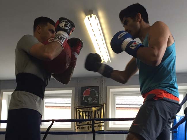 विजेन्दर ने कहा, अब गिलेन को उसकी पहली हार का स्वाद चखाऊंगा