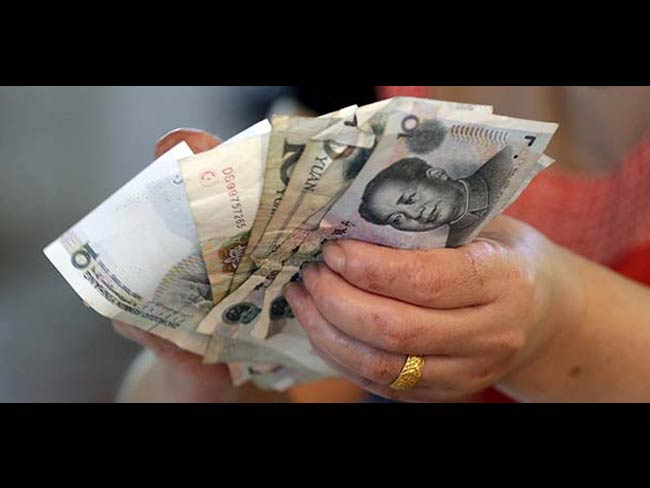 चीन का विदेशी मुद्रा भंडार और गिरा, सोने का भंडार भी घटा