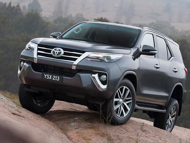 जानिए नई Toyota Fortuner से जुड़ी जरूरी बातें, 2017 में होगी लॉन्च