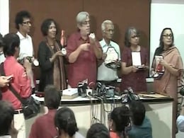 24 Filmmakers Including Kundan Shah, Saeed Mirza Return National Awards 24 Filmmakers Including Kundan Shah, Saeed Mirza Return National Awards