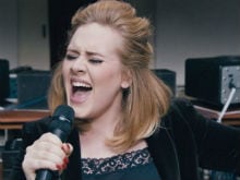 Adele's <i>25</i> Leaked Online Two Days Before Release