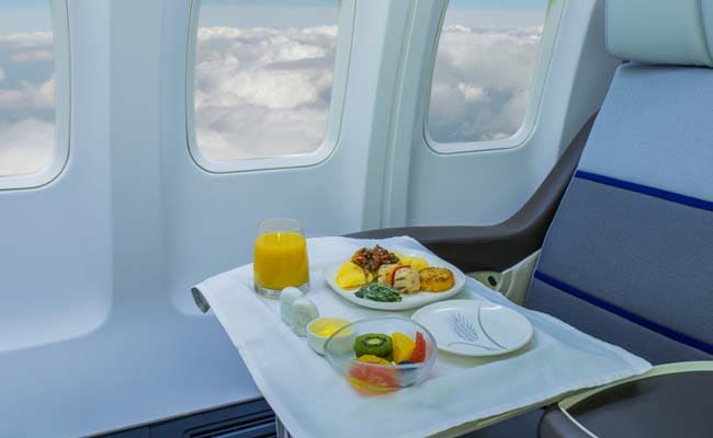 Which Airlines Have the Best Food, and What to Order? An Expert Dishes