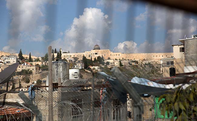 Iran Guard Simulates Capture of Al Aqsa Mosque