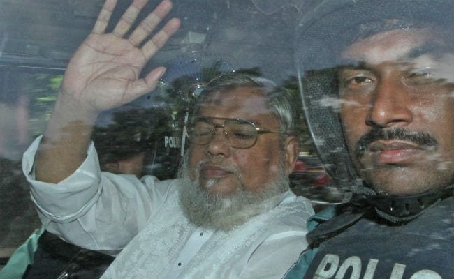 Bangladesh Hangs Opposition Leaders for War Crimes
