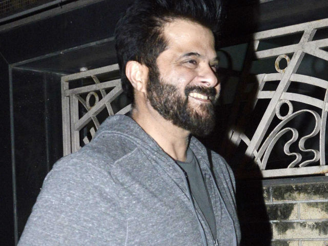 Anil Kapoor Says 'Intolerance' is Not New, Doesn't Agree With Awardwapsi