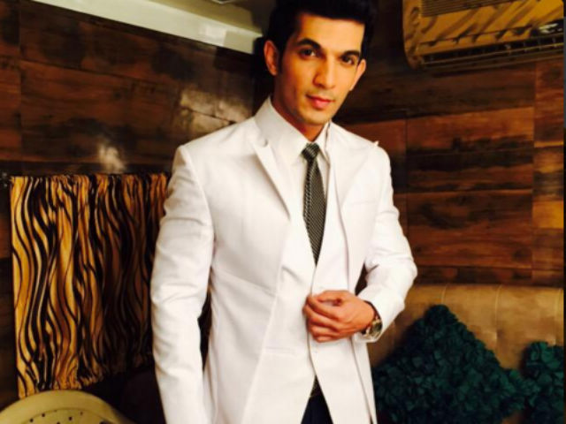 Arjun Bijlani Will 'Definitely Not' Participate in <I>Bigg Boss</i>