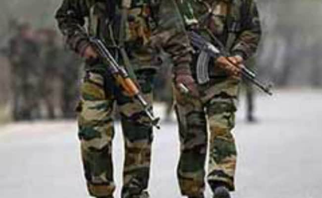 1 Killed, 4 Injured In Clashes With Security Forces In J&K's Shopian