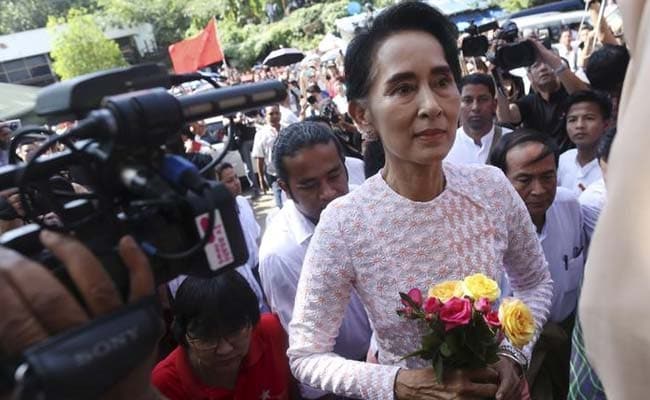 Myanmar's Aung San Suu Kyi Blames Lack of Safety Regulations for Deadly Landslide