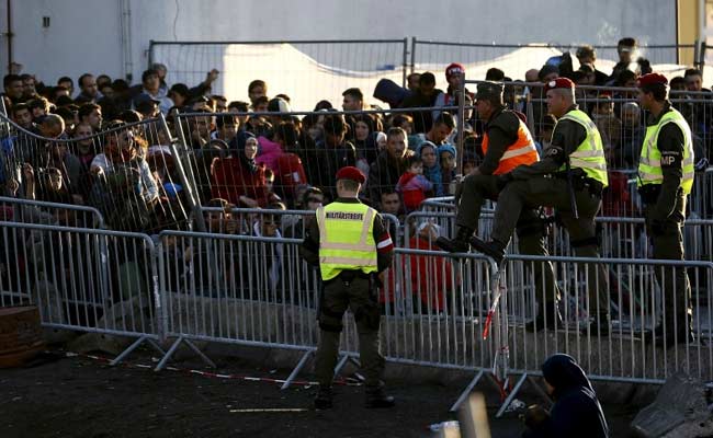 Balkan Border Controls Leave Migrants in Limbo: Report