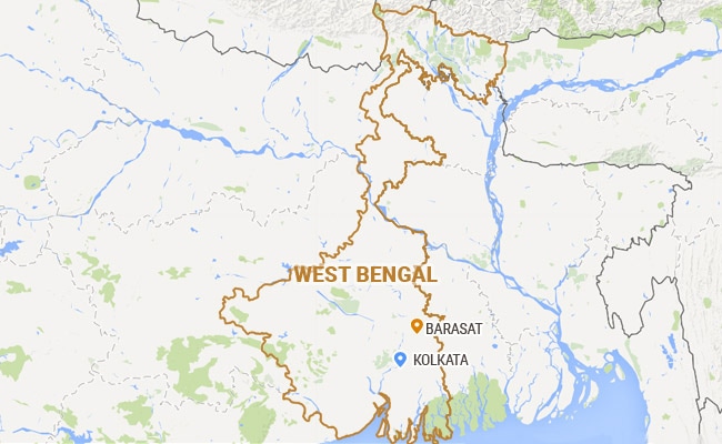 बंगाल में कार-बस की टक्कर, सात लोगों की मौत