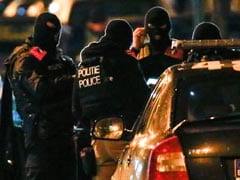 Paris Suspect Eludes Belgian Dragnet, Brussels Still in Lockdown