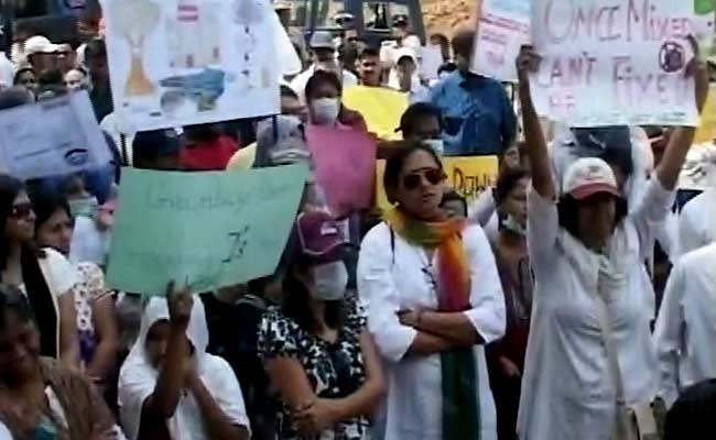 Bengaluru Residents Take to Streets With Protest Against Waste Plant