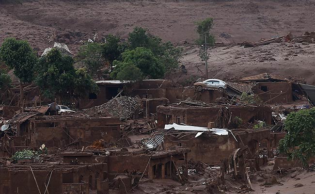 Desperate Search for Brazil Mudslide Survivors