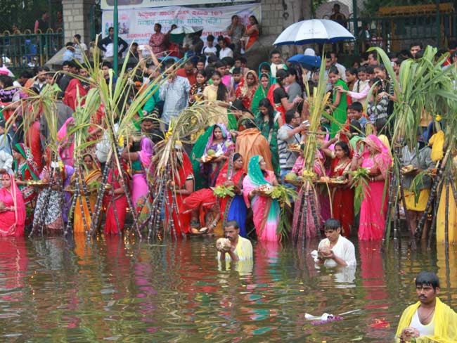 दक्षिण भारत में भी बिहार-झारखंड के छठ पर्व की धूम