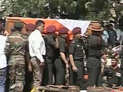 21-Gun Salute for Martyred Colonel Santosh Mahadik, A Village Mourns Its Son