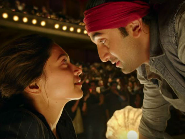 Sparks Fly Between Deepika, Ranbir Onscreen. Heres the Secret