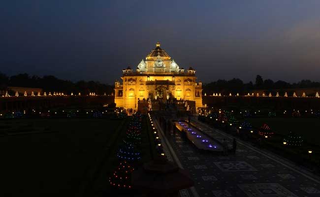 दिल्ली का अक्षरधाम मंदिर 13 अक्टूबर से खुलेगा, सीमित संख्या में होगा दर्शनार्थियों का प्रवेश