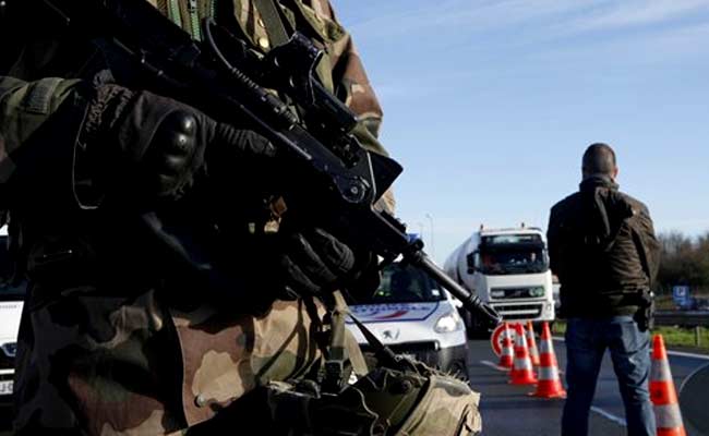Operation to Hunt Terror Suspect in France Village, All Access Cut Off